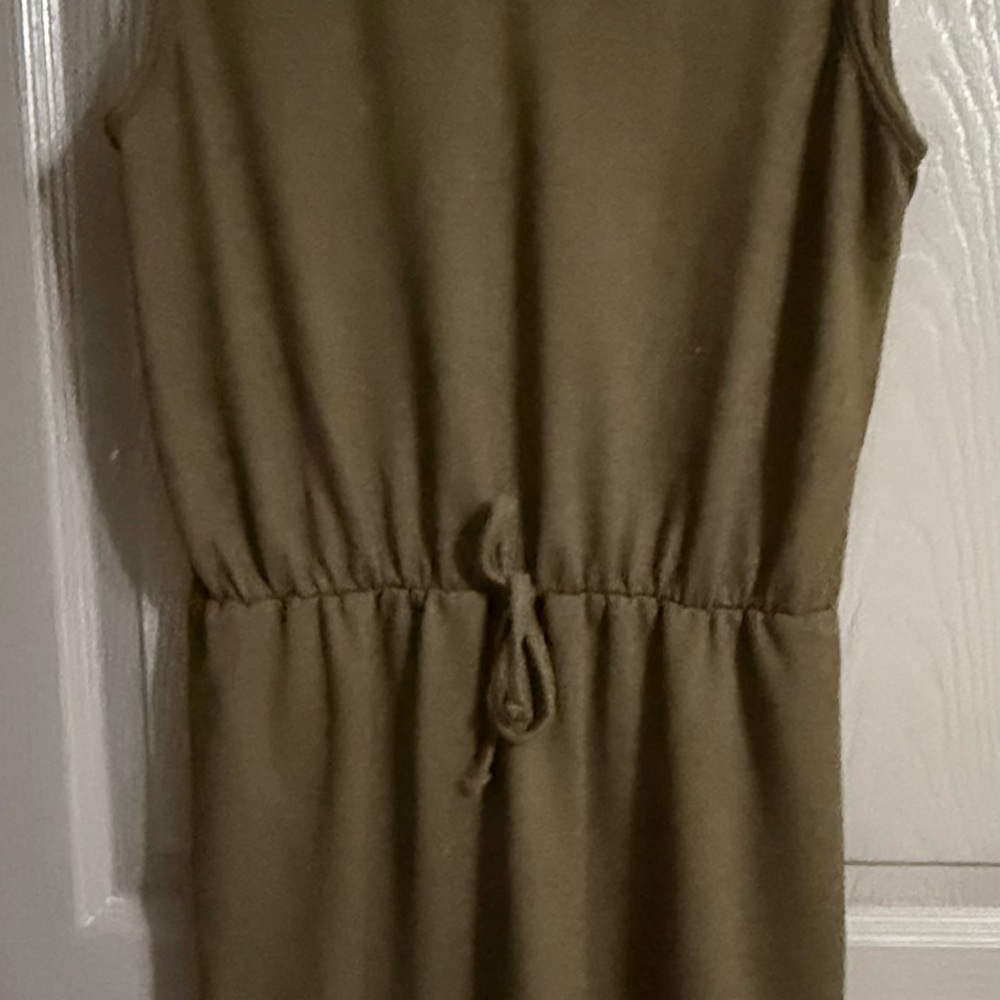 Olive Green Sleeveless Drawstring Dress